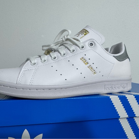 NWT in box adidas Stan Smith sneakers white - Picture 2 of 7